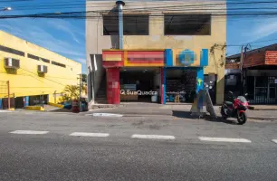 Avenida Carlos Lacerda, 2102