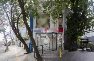 Rua Mourato Coelho, 454