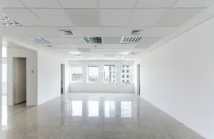 Avenida Angélica, 2491, 121/122