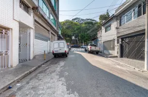 Rua Ipê Peroba, 28, Sala 4