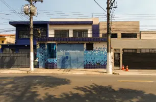 Avenida Montemagno, 2444