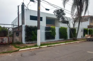 Rua Frederico Michel, 537