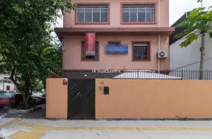 Rua Xavier de Almeida, 124