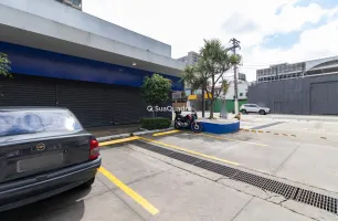 Avenida dos Bandeirantes, 3245, Loja 2