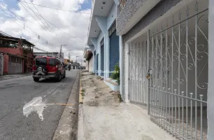 Rua Manuel Justiniano Quintão, 753, Casa 02