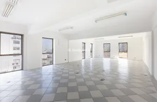 Rua Coriolano, 2030, 53, 52