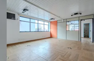 Rua Doutor Samuel Porto, 351, sala cj 23