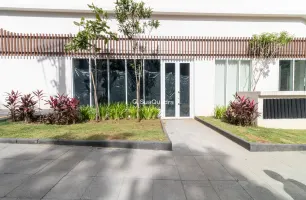 Rua dos Crisântemos, 50, Loja 2