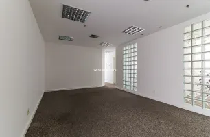 Rua Vieira de Morais, 420, 111