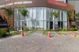 Avenida Padre Pereira de Andrade, 13, Loja 01