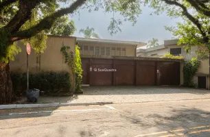 Rua Banibás, 498