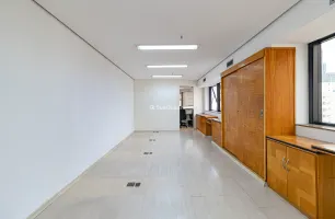 Rua Doutor Renato Paes de Barros, 512, Cj 113