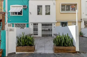 Rua Itapicuru, 702