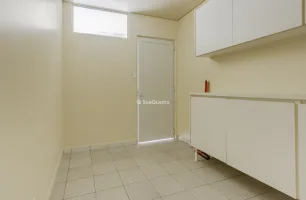 Rua Barão do Triunfo, 375, Sala 118