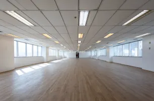 Avenida das Nações Unidas, 80, 7 B