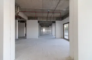 Avenida dos Carinás, 179, Unidade 4