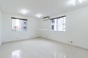 Rua Paulo de Faria, 146, 807