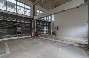 Rua Doutor Amâncio de Carvalho, 86, 04