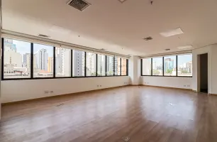 Rua Joaquim Floriano, 820, cj 32