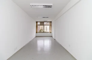 Avenida São Gabriel, 555, 409