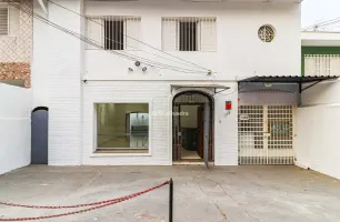Rua Albuquerque Sousa Muniz, 112