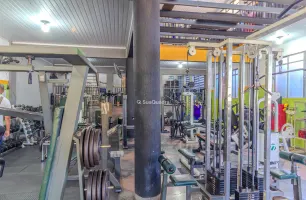 Praça Inácia Dias, 15