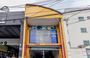 Avenida General Lamartine, 10, Loja A