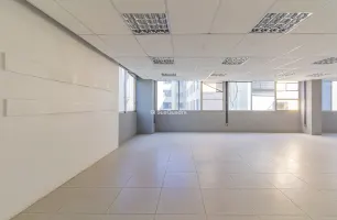 Rua Vinte e Quatro de Maio, 77, Conjunto 703