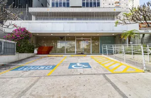 Avenida Adolfo Pinheiro, 2464, Loja 1