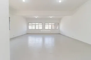 Avenida Waldemar Carlos Pereira, 696, Sobreloja 