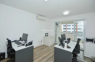 Rua Manuel da Nóbrega, 456, Conj 75