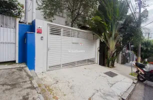 Rua Alves Guimarães, 717