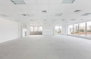 Rua Guaraiúva, 135, 4° andar conjunto 41 e 42