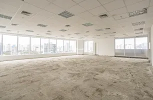 Rua Guaraiúva, 135, 15° andar conjunto 152