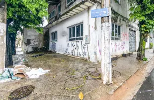 Rua Hollywood, 8, Térreo