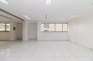 Avenida Adolfo Pinheiro, 1001, Sala 103 / 104 Unificadas