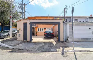 Rua Pedro Andrade Lemos, 248