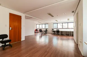 Rua Pequetita, 179, Conj 102 e 103