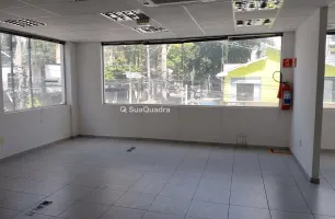 Avenida Açocê, 450