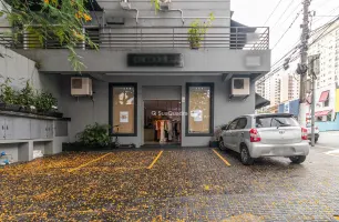 Avenida Jurucê, 457