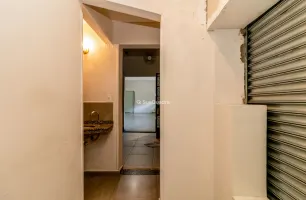 Rua Dona Antônia de Queirós, 353