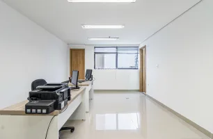 Rua Galvão Bueno, 396, 43