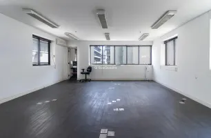 Alameda Santos, 2395, 3° andar