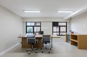 Rua Clodomiro Amazonas, 1422, Sala 17