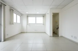 Rua Capitão Pacheco e Chaves, 1050, 78