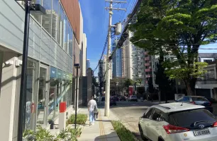 Rua Barão do Triunfo, 551, Térreo e Sobreloja