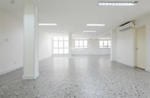 Avenida São Luís, 112, conj 604