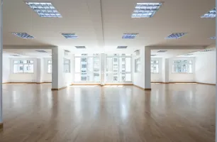 Avenida São Luís, 112, conj 801 e 802