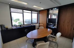 Avenida Eusébio Matoso, 690, Cj.1004