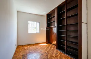 Avenida Coronel Sezefredo Fagundes, 82, Sobreloja